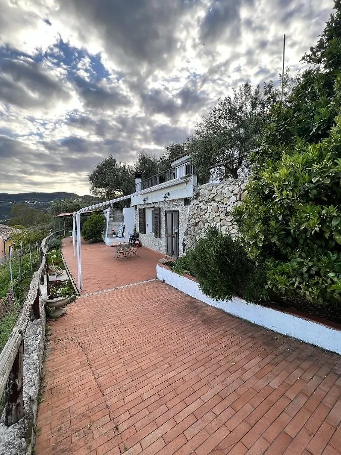 Casa vacanze Villa Casa Sancio Spotorno Italia